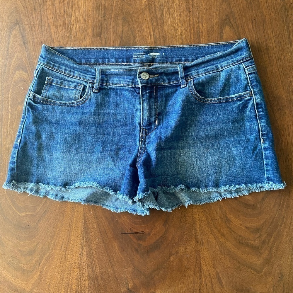 Old Navy jean shorts size 6